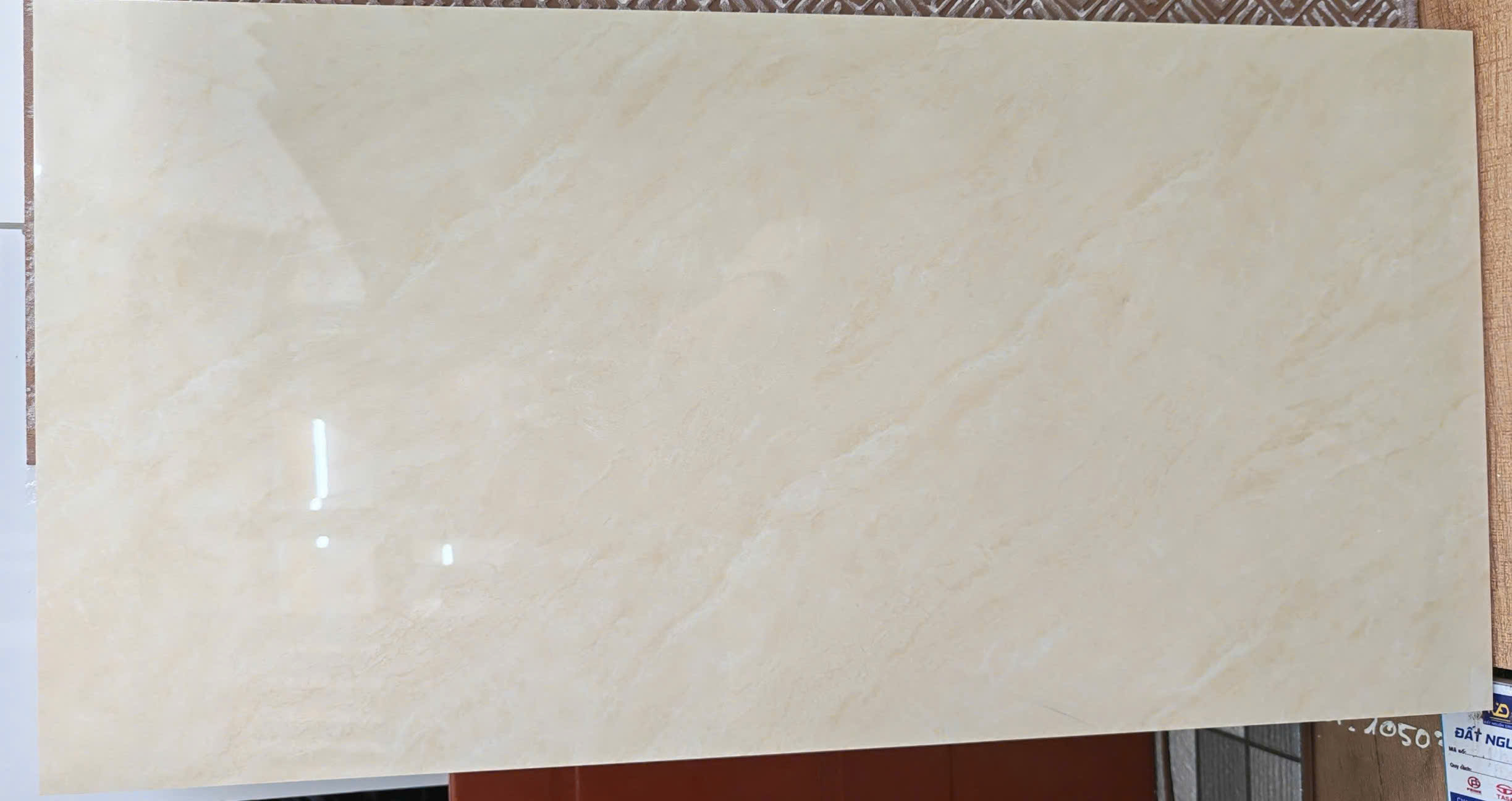 Gạch 30x60cm vàng vân-4268