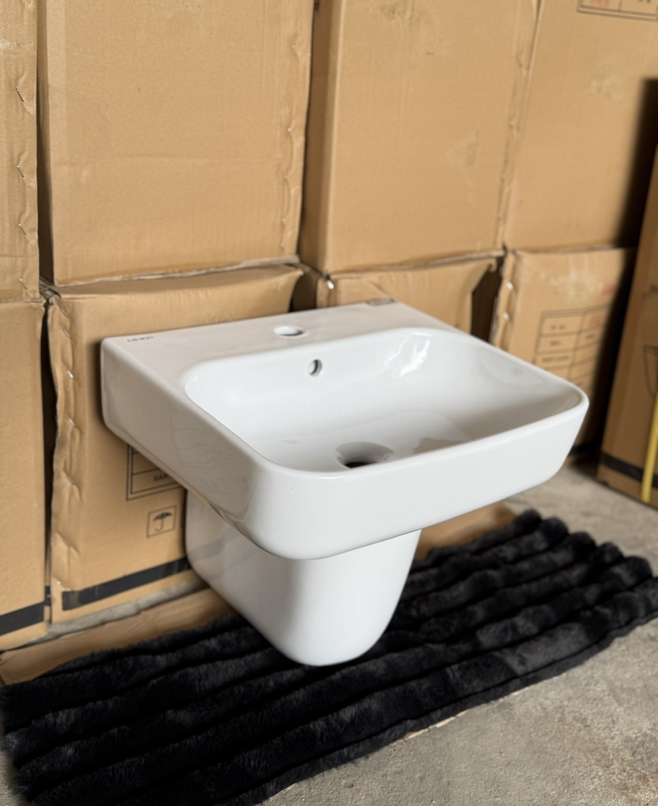 Lavabo treo vuông-5753